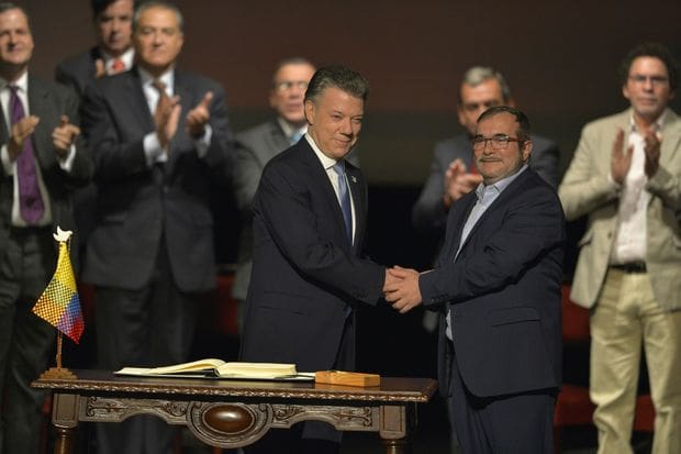 La Colombie signe un accord de paix avec les Farc
