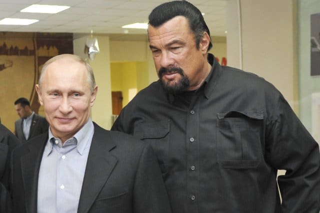Après Depardieu, Vladimir Poutine accorde la nationalité russe à l’acteur américain Steven Seagal
