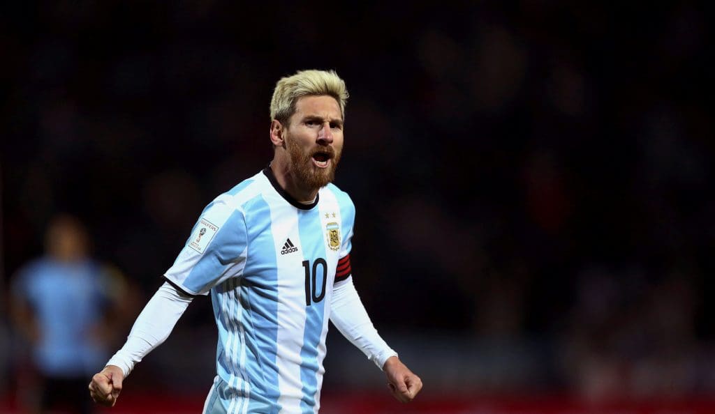 Le nouveau tatouage  »chaussette » de Lionel Messi (photo)