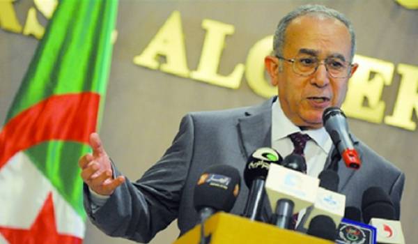 Conférence sur la Libye à Paris : les vraies raisons derrière l’absence d’Abdelmadjid Tebboune