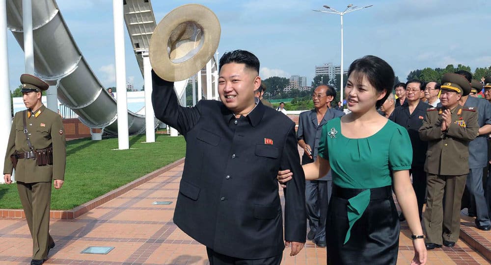 Corée du Nord: L’épouse de Kim Jong Un réapparait neuf mois après sa disparition