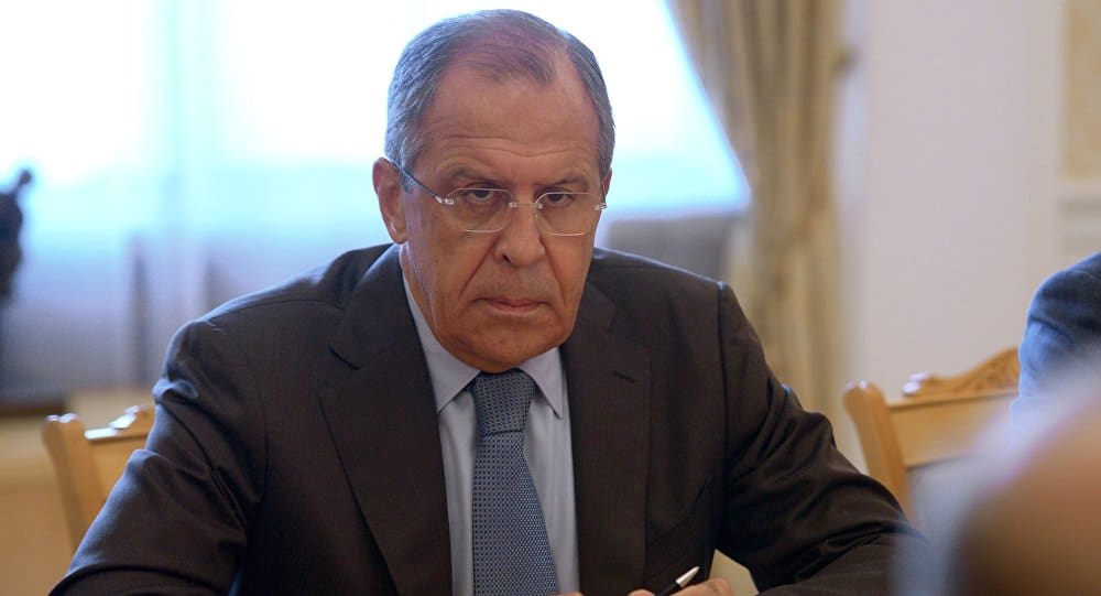 Le ministre russe des affaires étrangères  Sergueï Lavrov annonce l’arrêt des frappes à Alep