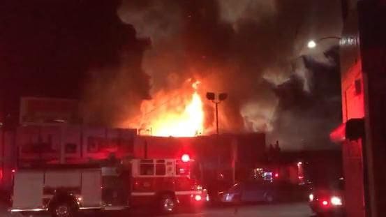 États-Unis: Un incendie lors d’une rave party à Oakland fait neuf morts et 25 disparus
