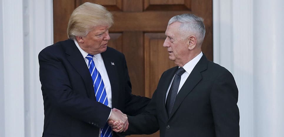 Donald Trump nomme  le général Mad Dog Mattis secrétaire à la défense