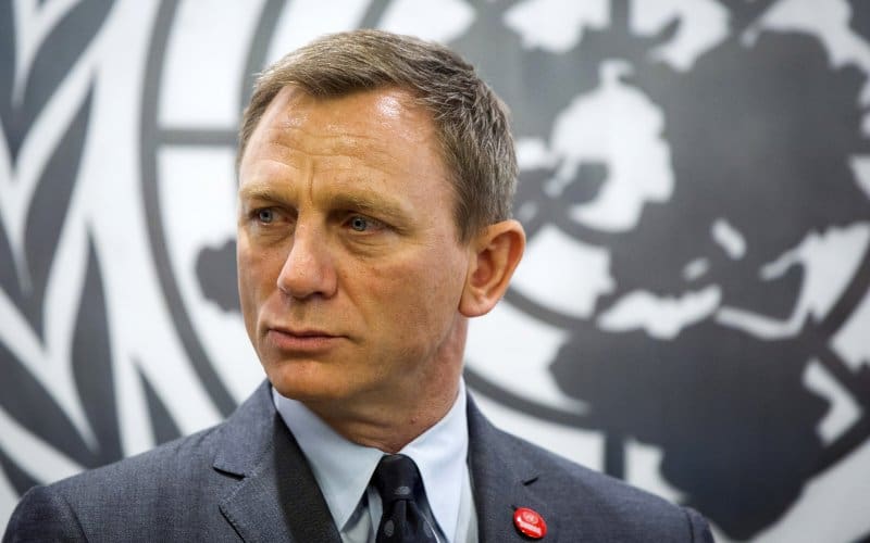 Après avoir confirmé qu’il jouerait une 5ème fois James Bond, Daniel Craig disparait dans la nature