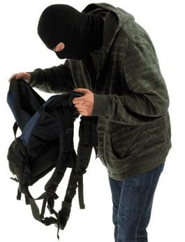 Bilbao: les marocains et algériens portant un sac à dos « persona non grata » au centre ville