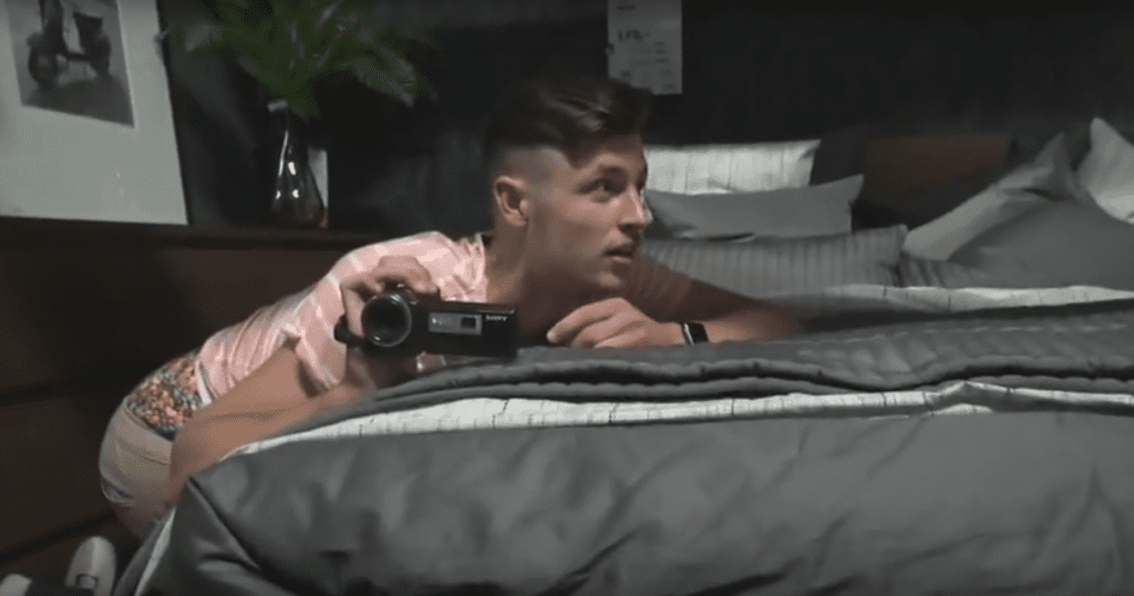 Passer la nuit dans un Ikea: La nouvelle mode qui agace le numéro 1 mondial des meubles (vidéo)
