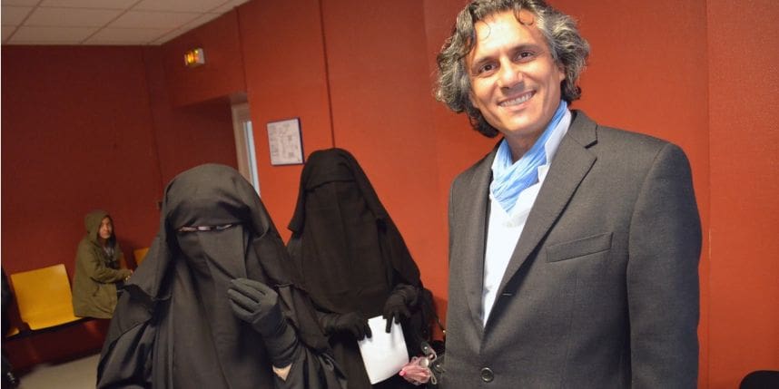 Algérie: Rachid Nekkaz, ex-candidat à la présidence algérienne expulsé d’Alger (vidéo)