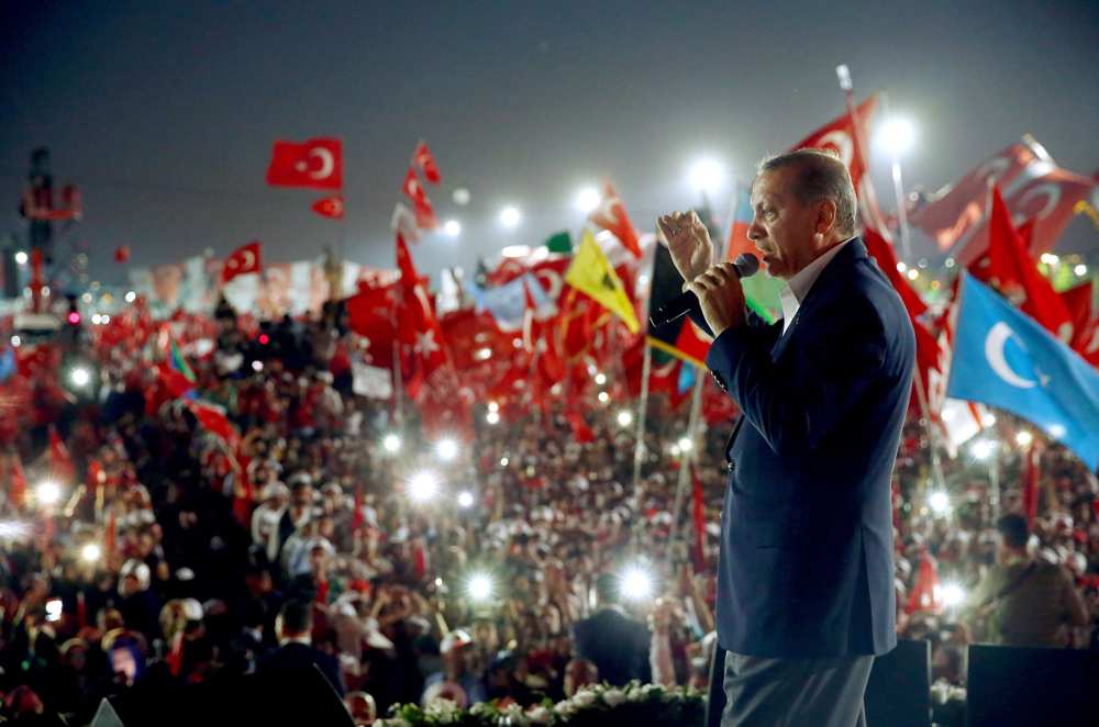 Après le putsch avorté en Turquie, les purges reprennent de plus belle