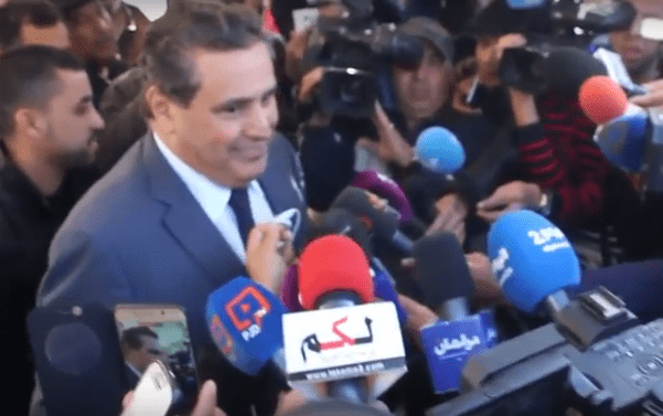 Formation du gouvernement: Akhannouch dit avoir écouté un exposé de Benkirane qu’il doit discuter avec ses partenaires du MP et de l’UC (vidéo)