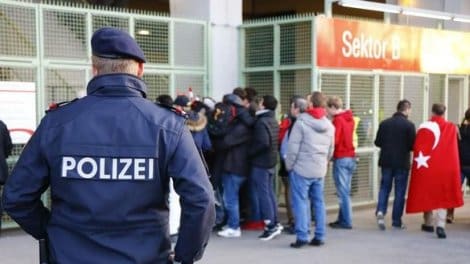 Arrestation en Allemagne d’un homme soupçonné de préparer un attentat et  »d’avoir fait des expériences pour fabriquer des explosifs »