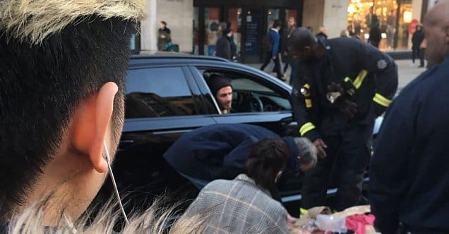 David Beckham aide une vielle dame à Londres et fait le buzz sur la toile