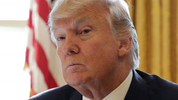 Maison Blanche: Donald Trump invente un attentat  en Suède, et se justifie par la suite (vidéo)