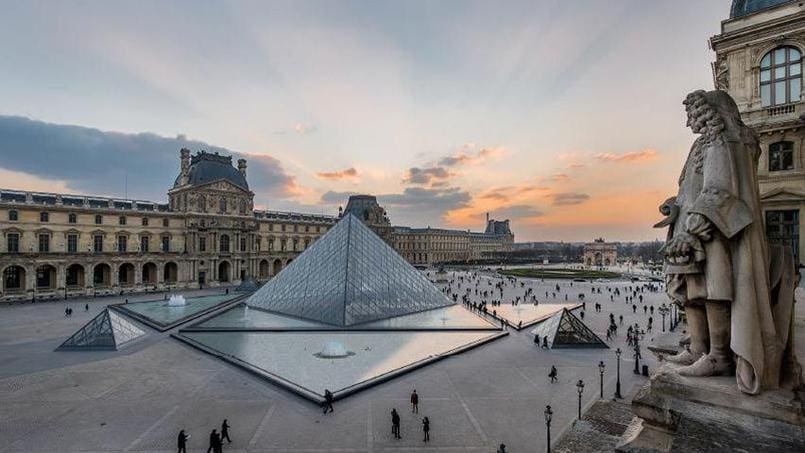 Avec 7,3 millions de visiteurs en 2016,le Louvre est le musée  le plus fréquenté du monde