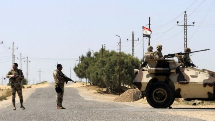 Egypte: Dix soldats égyptiens tués suite à  l’explosion de deux bombes lors d’affrontements avec des djihadistes l’état islamique
