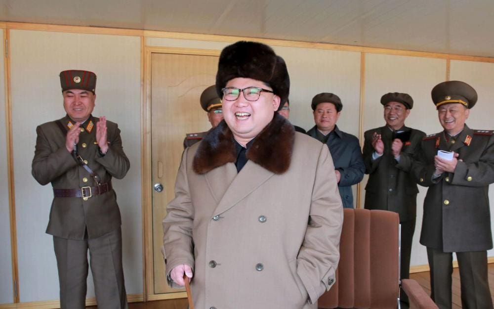 Corée du Nord: En présence de Kim Jong Un, Pyongyang teste un nouveau moteur de fusée
