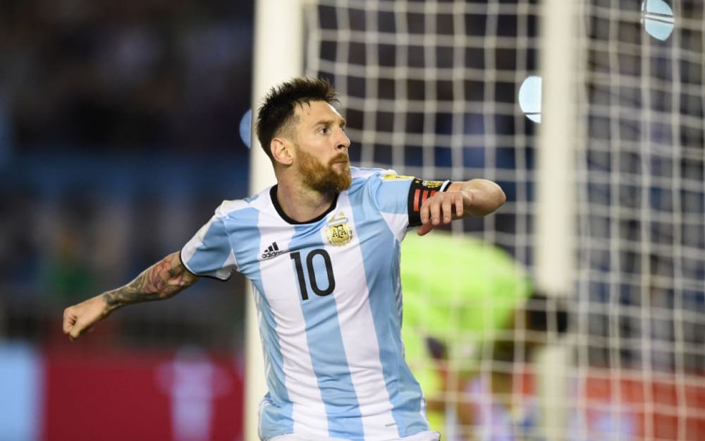 Lionel Messi suspendu: L’argentin assure que les insultes proférées à l’encontre de l’arbitre du match face au Chili étaient des «paroles en air»