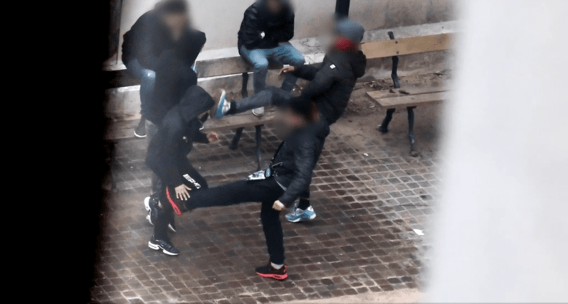 Enfants de la rue marocains à Paris: le consulat réagit enfin