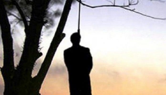 Al Hoceima: deux individus tentent de se suicider, l’un en avalant deux piles electriuqes, l’autre une pièce metallique