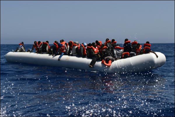 OIM: Plus de 146 migrants portés disparus suite à un nouveau naufrage au large de la Libye