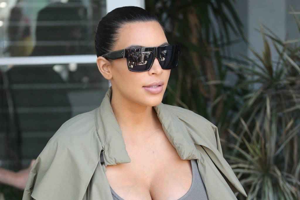 Kim Kardashian: Une femme propose d’être mère porteuse pour elle
