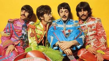 Beatles: Un croquis dessiné par  John Lennon pour la pochette de Sgt Pepper’s Lonely Hearts club band vendu aux enchères (croquis)
