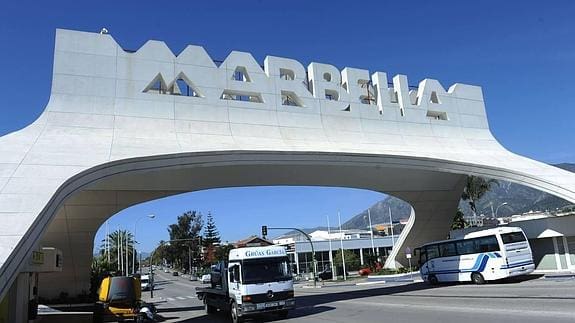 Marbella: deux marocains et un algérien arrêtés pour avoir fait la poche à un ancien secrétaire d’Etat espagnol