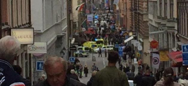 Suède : un camion renverse des passants, faisant au moins trois morts à Stockholm (vidéo)