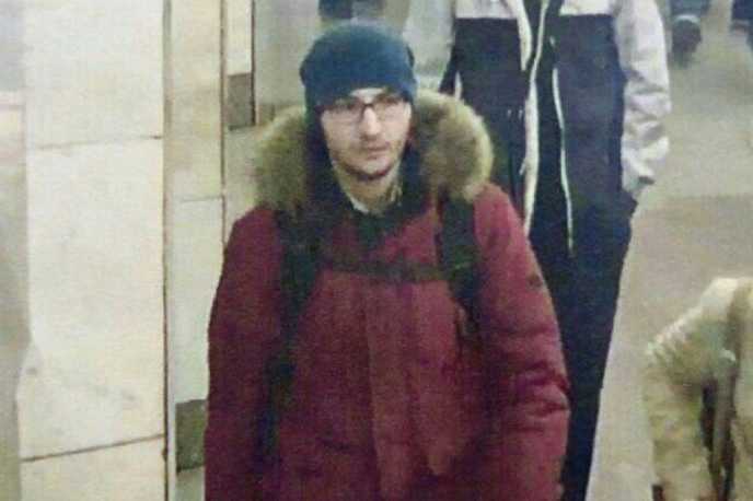 Attentat de Saint Pétersbourg: Perquisition dans le domicile des connaissances de l’auteur présumé