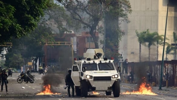 Trois nouveaux décès lors de nouvelles manifestations anti Maduro au Venezuela