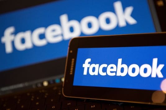 Facebook: Sa politique de modération des contenus sous les feux des projecteurs