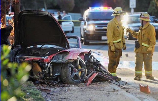 Une voiture fonce dans la foule et fait trois morts près de Boston (états-unis)