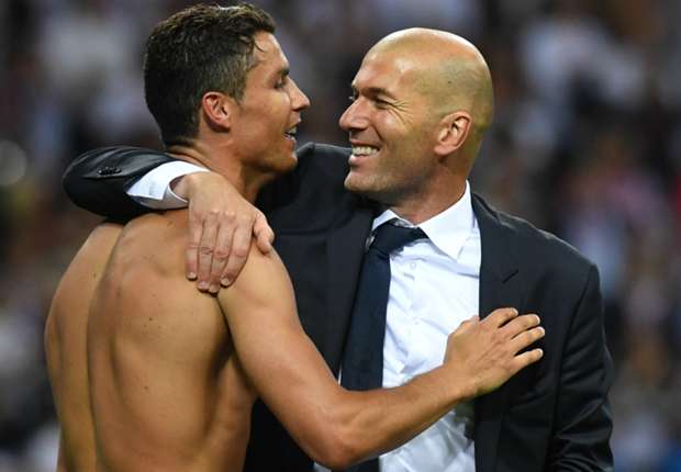Cristiano Ronaldo : »Pour moi Zinedine Zidane est très intelligent »