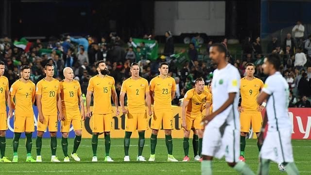 Buzz: Quand l’équipe saoudienne de football ignore une minute de silence (vidéo)