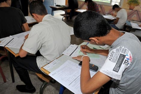 Plus de 325.000 candidats scolarisés passent les examens de la session de juin (Baccalauréat 2017)