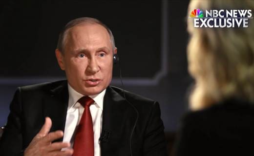 Vladimir Poutine nie toute communication secrète avec Donald Trump