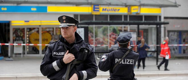 Attaque au couteau à Hambourg: La police arrête le suspect et parle d’un acte solitaire
