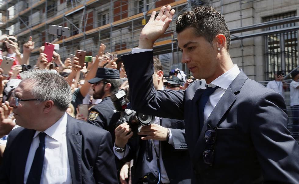 Espagne: Cristiano Ronaldo mis en examen, il clame son innocence