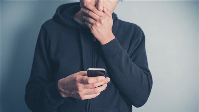 Facebook: Le réseau social part à la chasse aux fausses vidéos