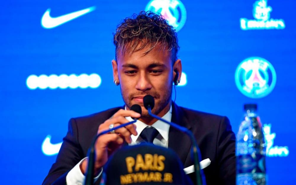 Neymar :  »Rejoindre le PSG est un choix du coeur »