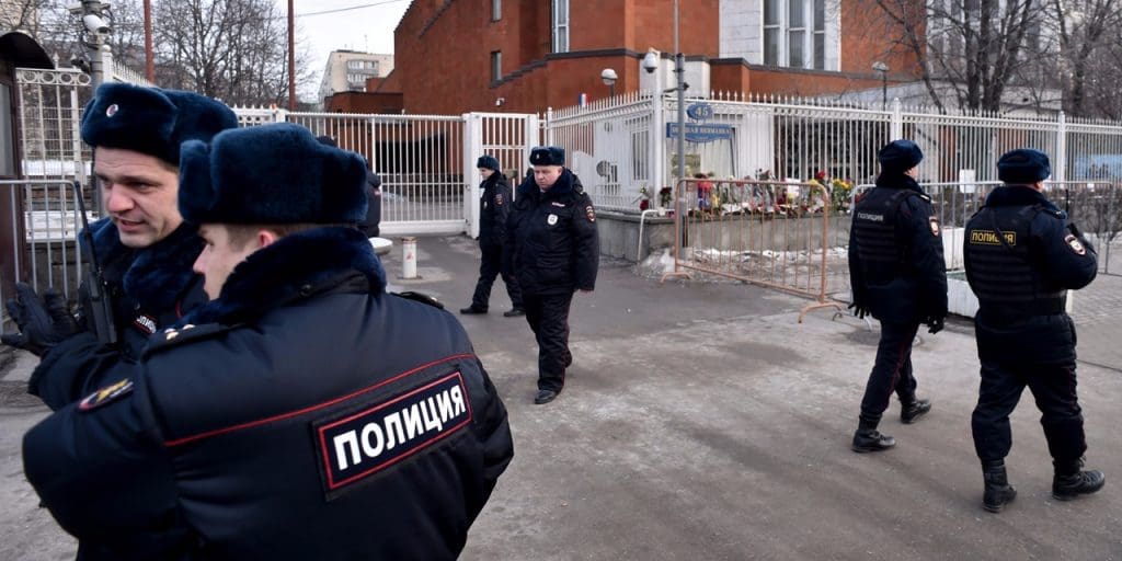 L’agence Bloomberg suspend l’activité de ses journalistes en Russie