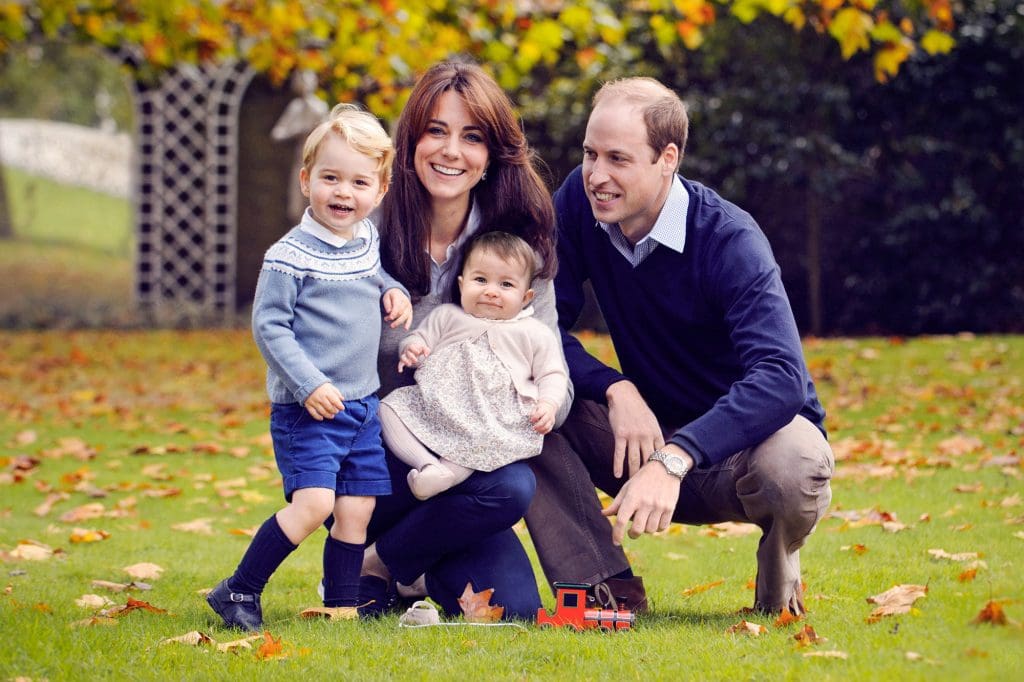 Grande-Bretagne: Le Prince William et son épouse Kate Middleton attendent un troisième enfant