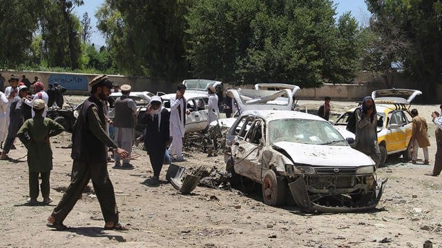 Afghanistan: Quatre personnes tuées et quatorze blessées dans un attentat sur un marché de musique à Khost