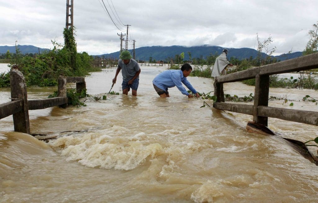 Nouveau bilan des inondations au Vietnam: 54 morts et 39 portés disparus