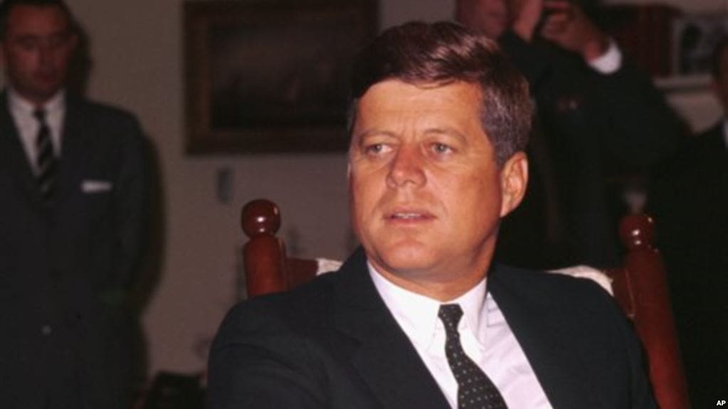 Donald Trump autorise la publication de milliers de documents sur l’assassinat de Kennedy