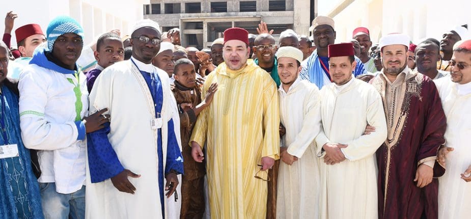 Formation des imams: le Financial Times souligne la pertinence de l’initiative marocaine