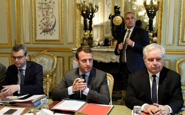 France: Macron signe la loi anti terroriste qui suspend l’état d’urgence