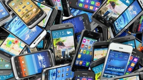 Contrebande: Saisie à  Agadir de 631 téléphones  portables