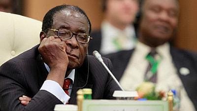 Zimbabwe: Mugabe s’est vu garantir l’immunité et souhaite mourir dans son pays