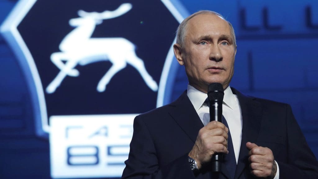 Russie: Poutine annonce sa candidature pour un quatrième mandat